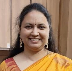 Dr. Monika Tomar