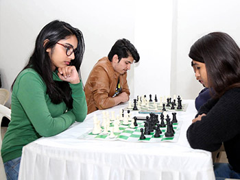 Chess Strategy Zone LPU