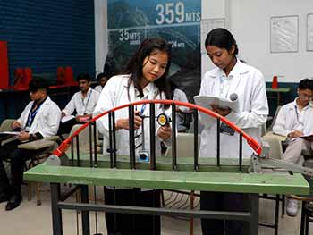 Structural analysis lab LPU