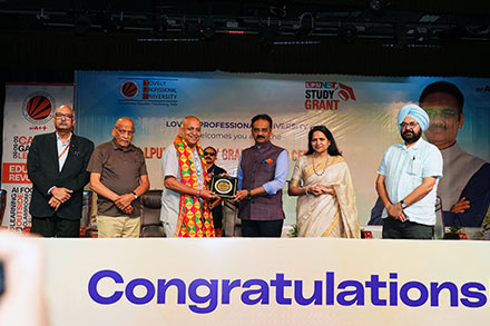 Award Ceremony Study Grant LPU
