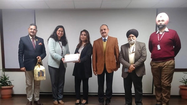 Unlocking Efficiency and Innovation with Prompt Engineering  - LPU