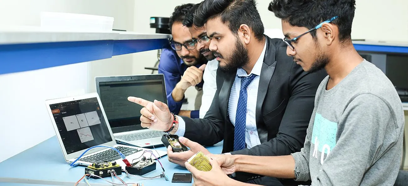 Electronics and Electrical Lab LPU